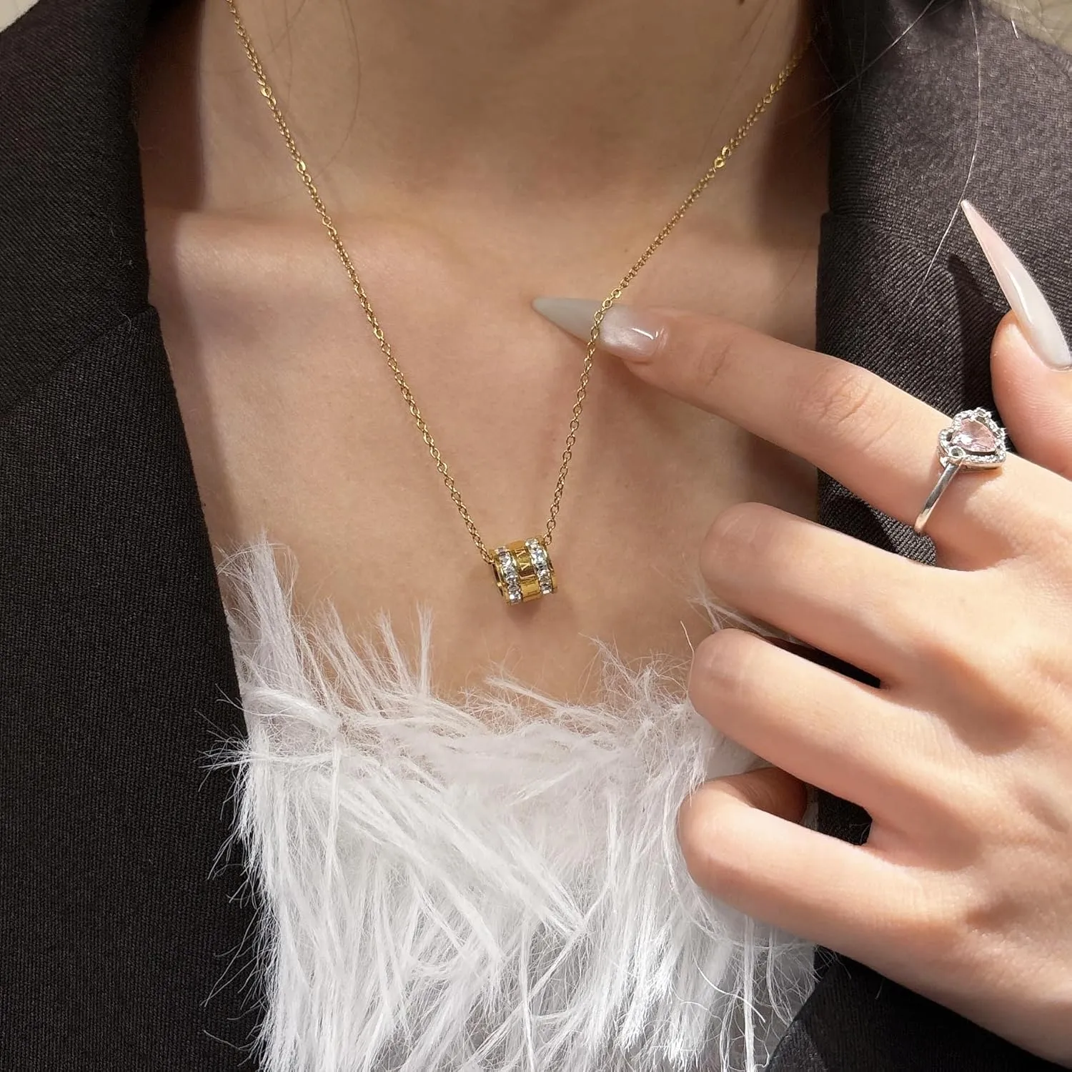 18K Gold -Plated Necklace For Women,Elegant Gold Chain Necklace with Crystal-Accented Cylinder Pendant
