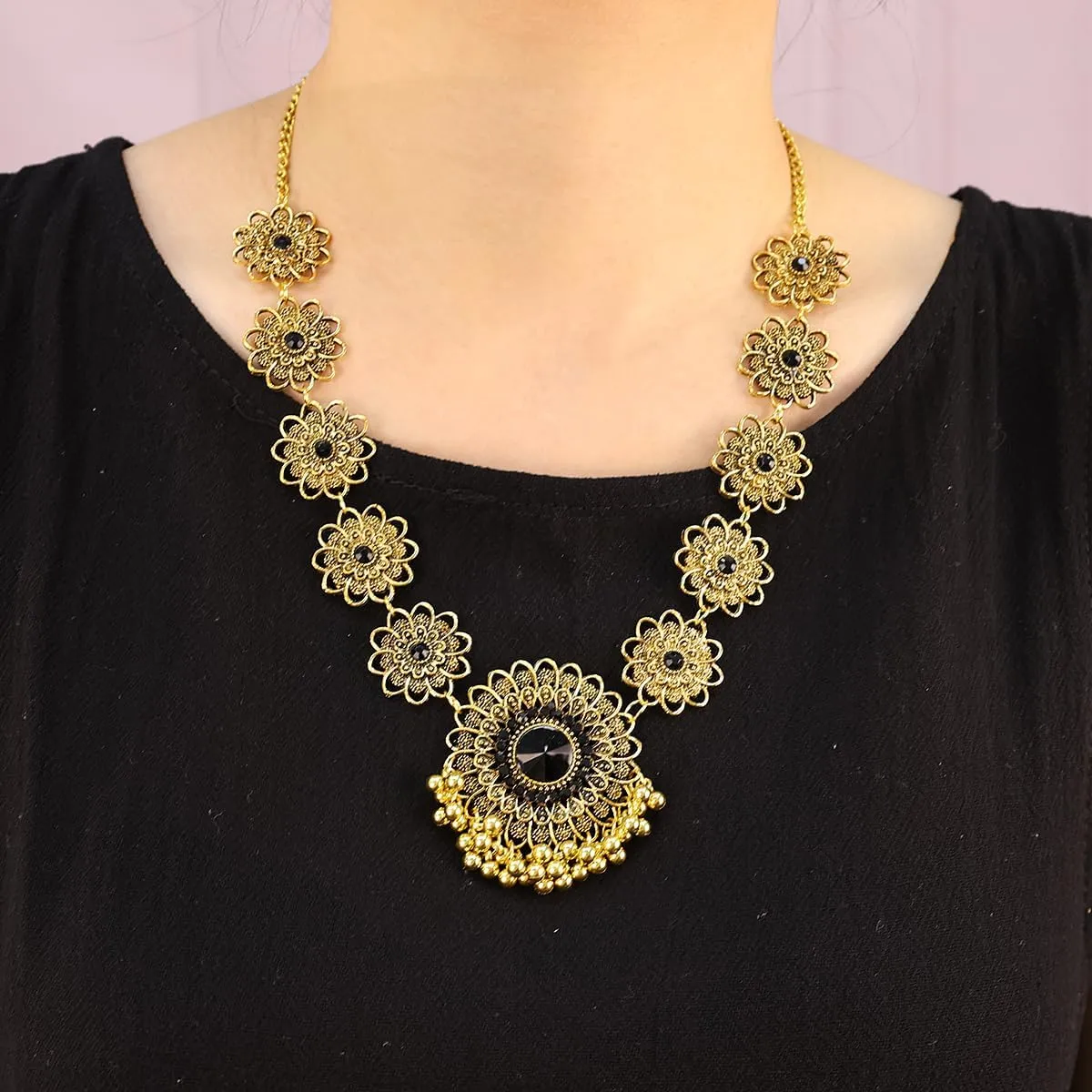 Bethynas Indian Jewelry Set for Women Boho Gold Crystal Flower Choker Necklace Retro Dangle Drop Earrings Traditional Bridal Wedding Belly Dance Accessories Set