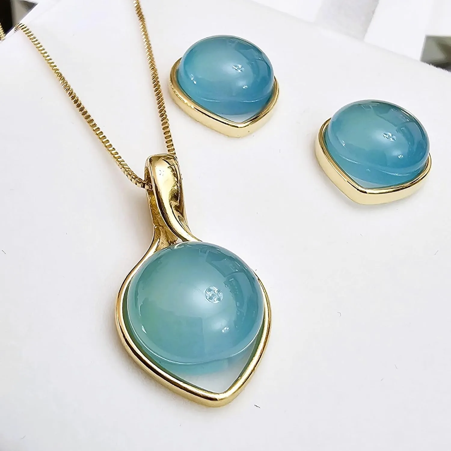 Brazilian Designed Gold Plated Earrings and Necklace with gemstones - Comfy Hypoallergenic Statement Jewelry set for Women 3/4 inch (1,8 cm) made in Brazil