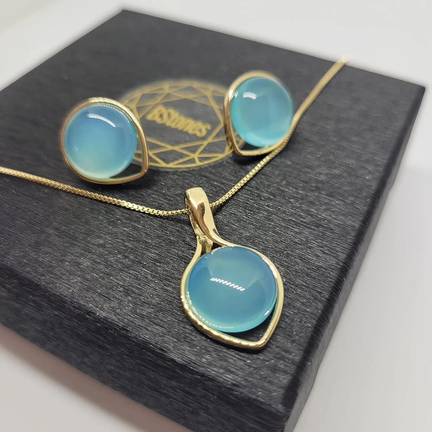 Brazilian Designed Gold Plated Earrings and Necklace with gemstones - Comfy Hypoallergenic Statement Jewelry set for Women 3/4 inch (1,8 cm) made in Brazil