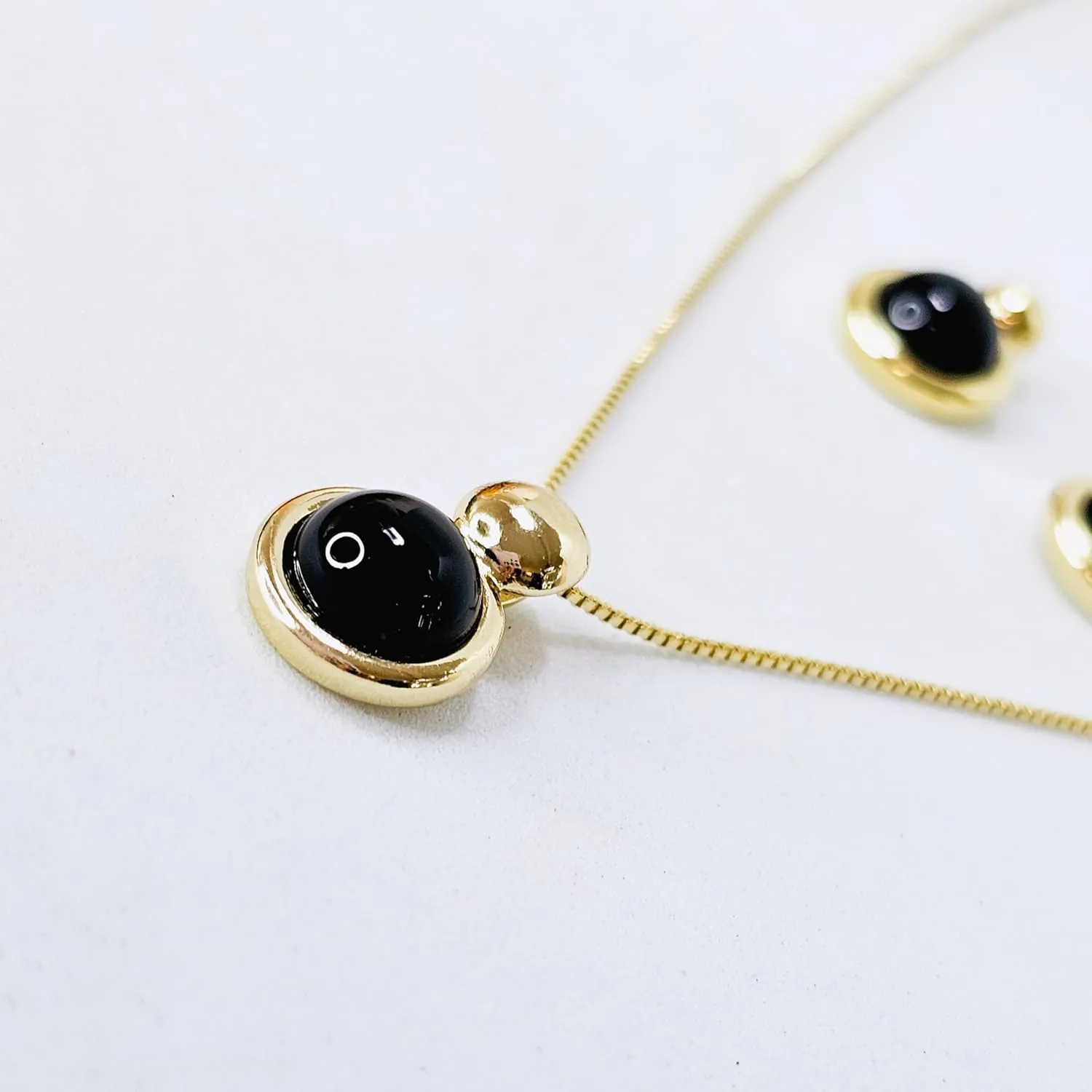 Brazilian Designed Gold Plated Earrings and Necklace with natural gemstone - Comfy Hypoallergenic Statement Jewelry set for Women 0.7 inch (1,8 cm) Made in Brazil