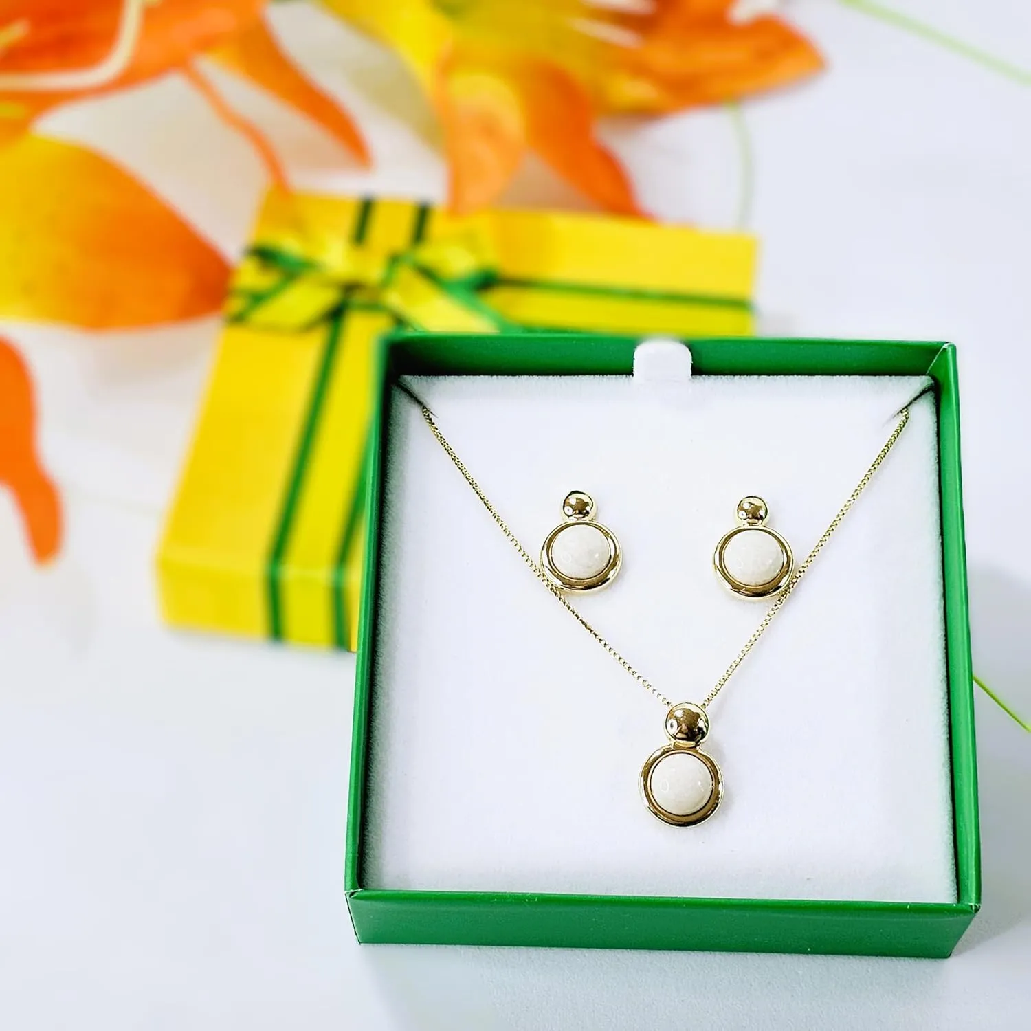 Brazilian Designed Gold Plated Earrings and Necklace with natural gemstone - Comfy Hypoallergenic Statement Jewelry set for Women 0.7 inch (1,8 cm) Made in Brazil