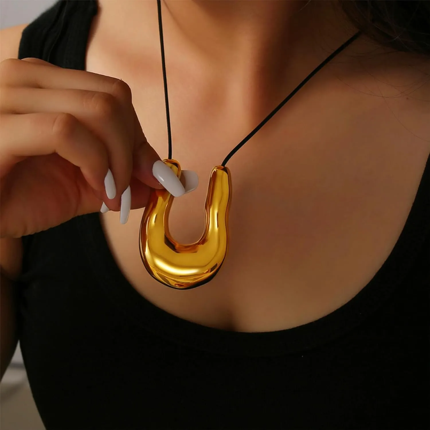 Chunky Gold Pendant Necklace for Women, Trendy Statement Thick Charm Adjustable Long Black Braided Rope String Nacklaces Fall Winter Prom Fashion Jewelry Gift