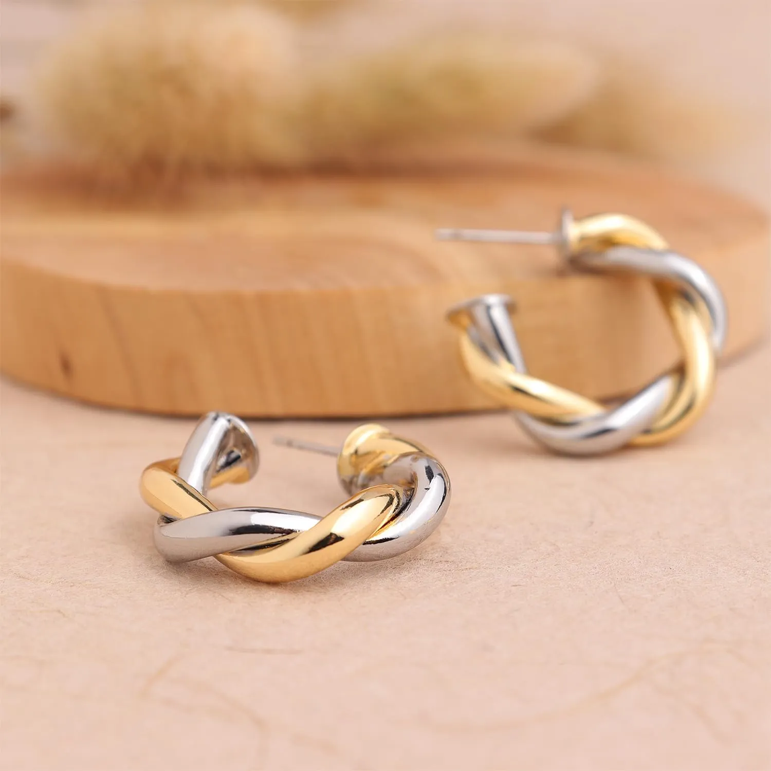 Chunky Two Tone Double Open Star Hoop Earrings for Women, Statement Lightweight Trendy Thick Big Split Twisted Stud Jewelry Prom Holiday Gift