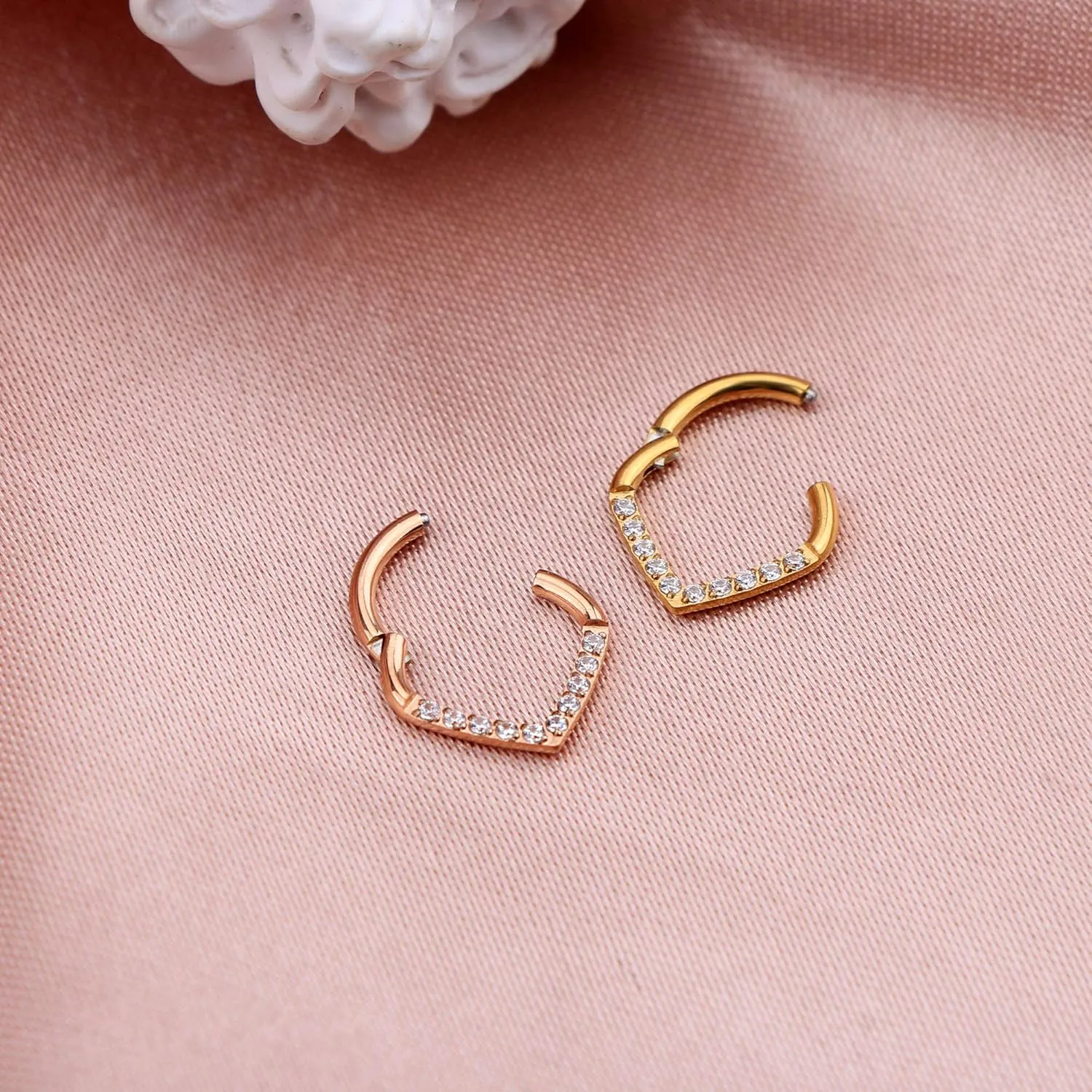 CM Crareesi Mania Teardrop Daith Earrings Hoop Hinged Clicker Rings 16G Helix Cartilage Earrings Hoop 316L Stainless Steel CZ Helix Tragus Daith Septum Clicker Jewelry