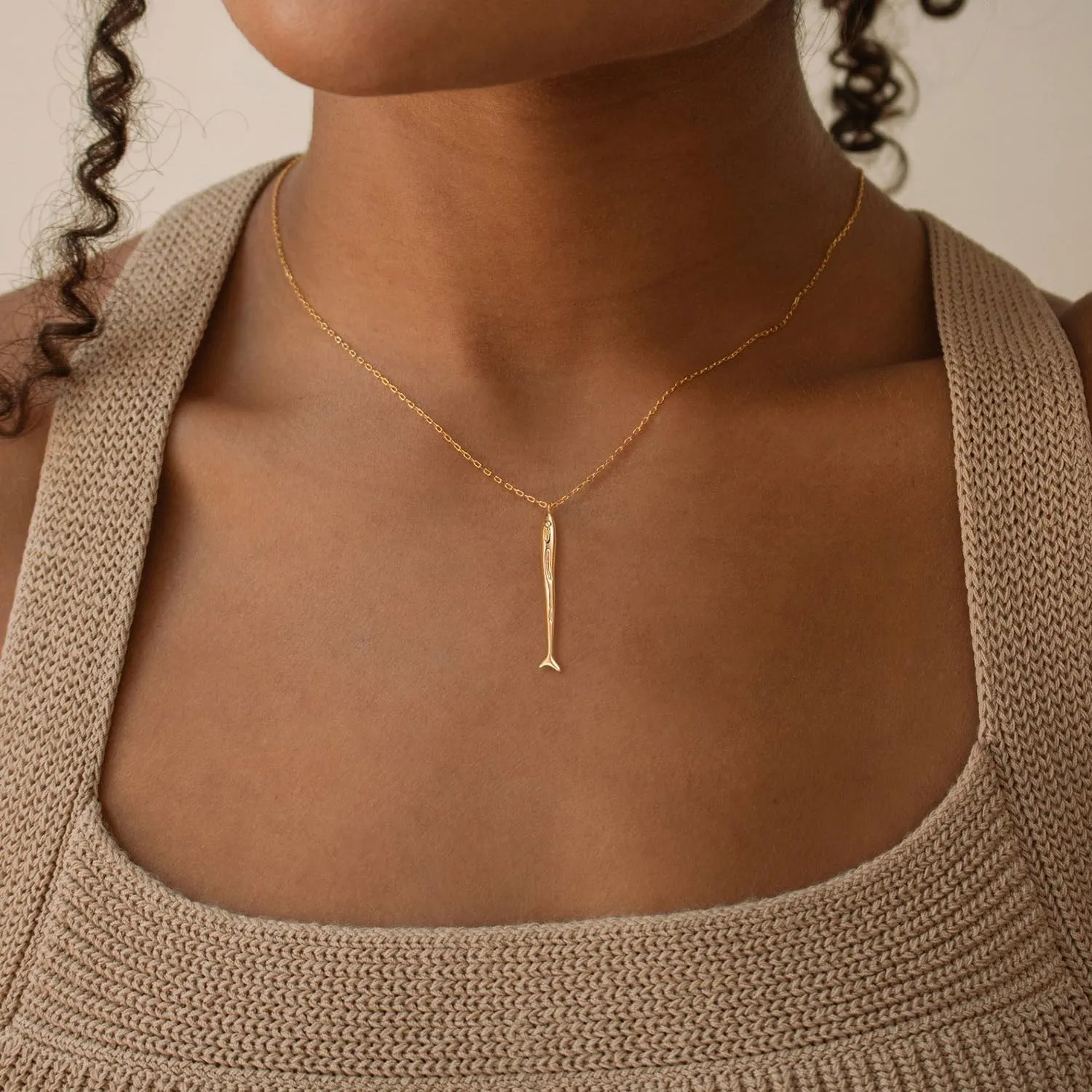 Dainty Gold Necklace -14K Gold -plated Shell Starfish Seahorse Beach Pendant Cat Bear Bat Dragon Bat Fox Animal Necklace for Women 16.5" 2"