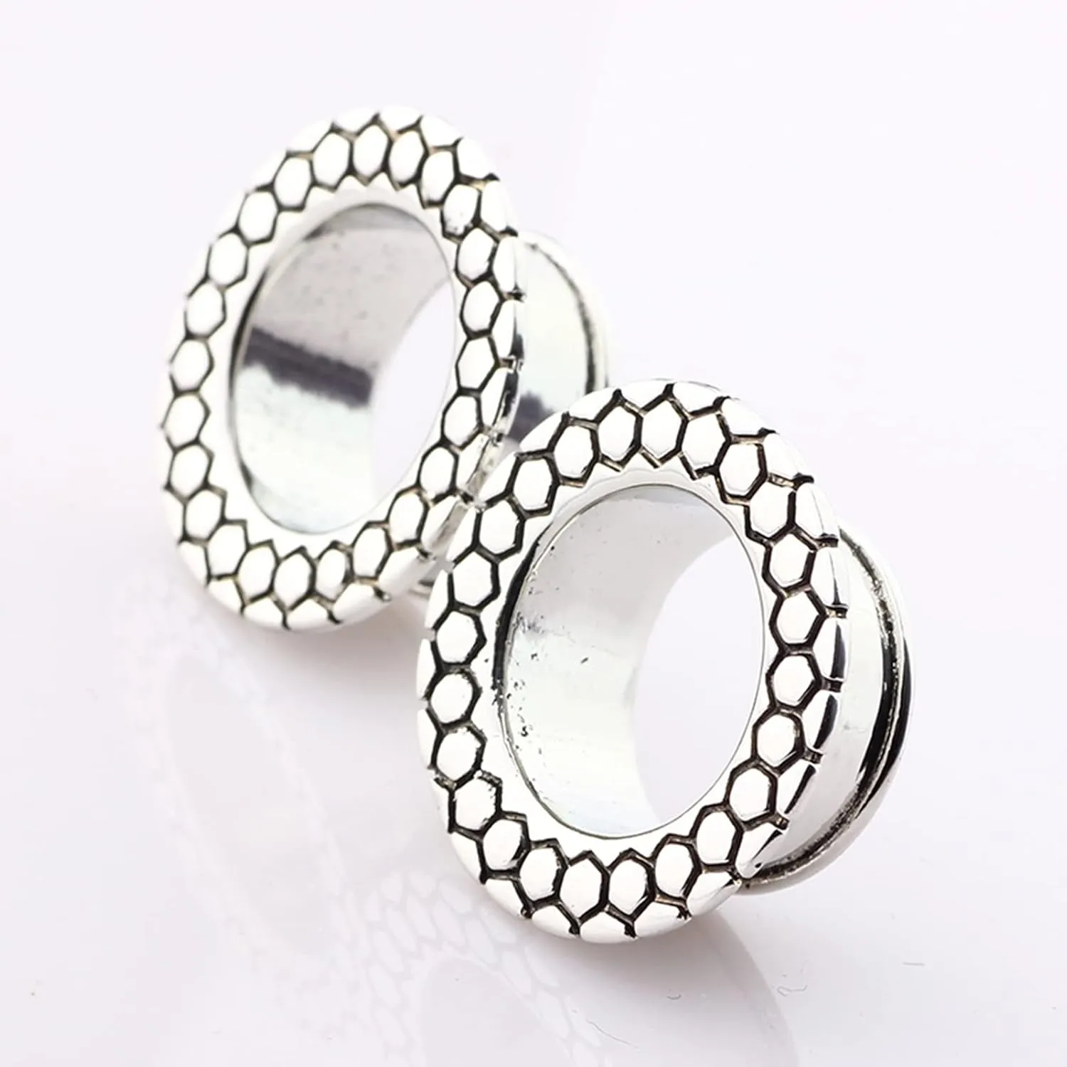 Ear Tunnels, 2PCS Stainless Steel Ear Plugs Vintage Hoop Geometric Pattern Ear Gauges 00G Body Piercings Jewelry