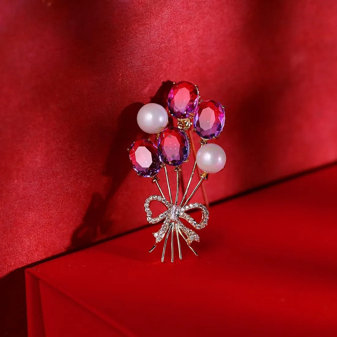 Elegant Pearl Flower Designer Brooch Pins Broches Costume Jewelry For Women Fashion Christmas Gift