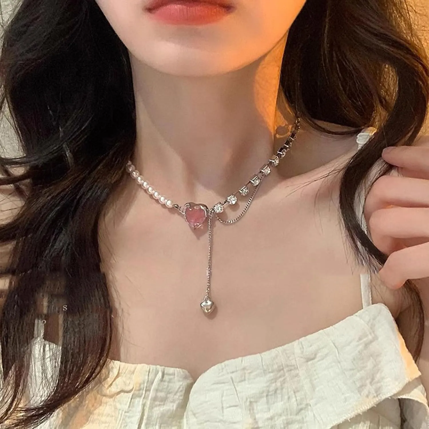 Elegant Tassels Pendant Necklace With Imitation Pearls Fashion Accessory for Trendy Women Vintage Styles Jewelry