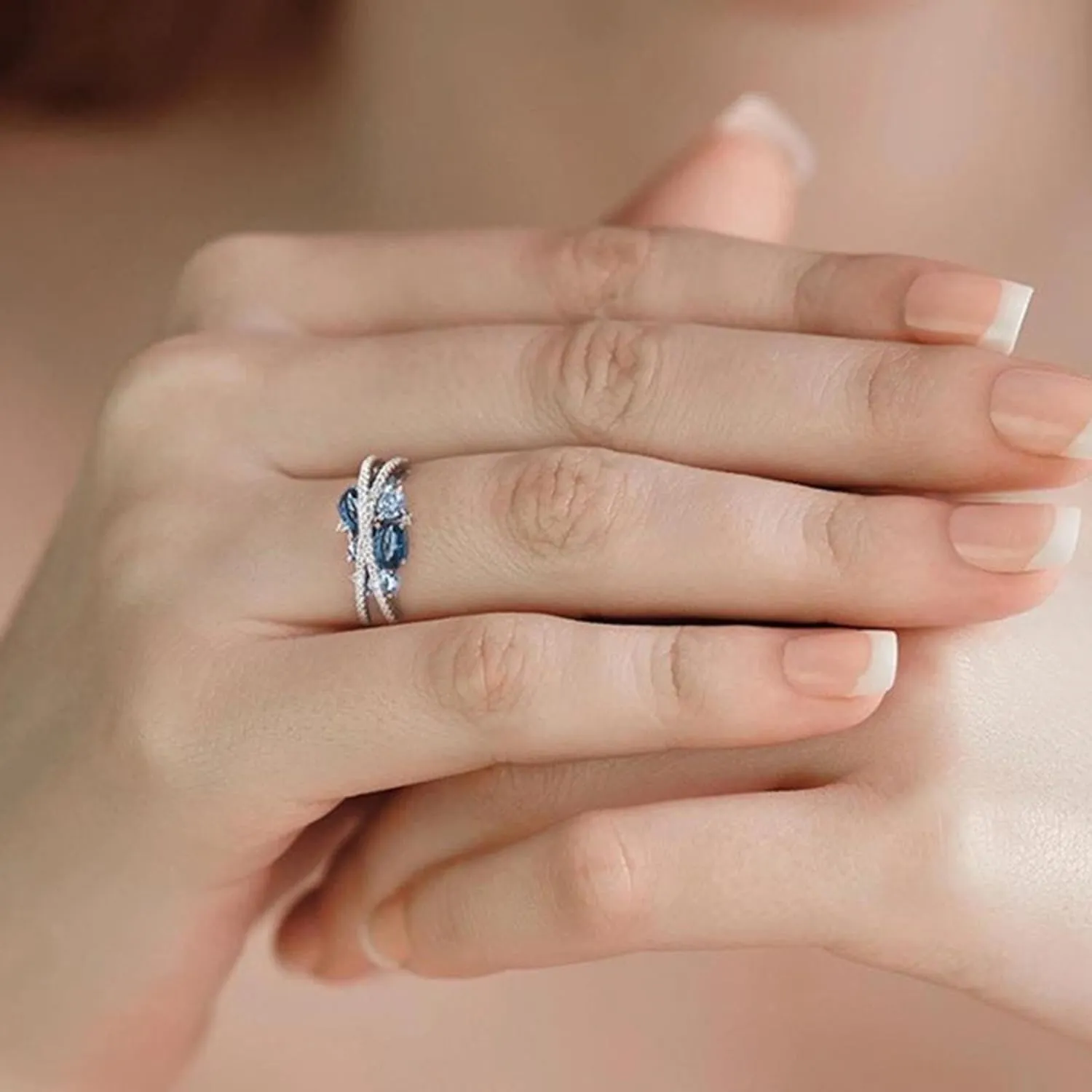 Exquisite Ring Freshing Style Ladies Couple Love Rings,Women Ring X Shape Cubic Zirconia Jewelry Vintage Bright Luster Ring for Daily Wear