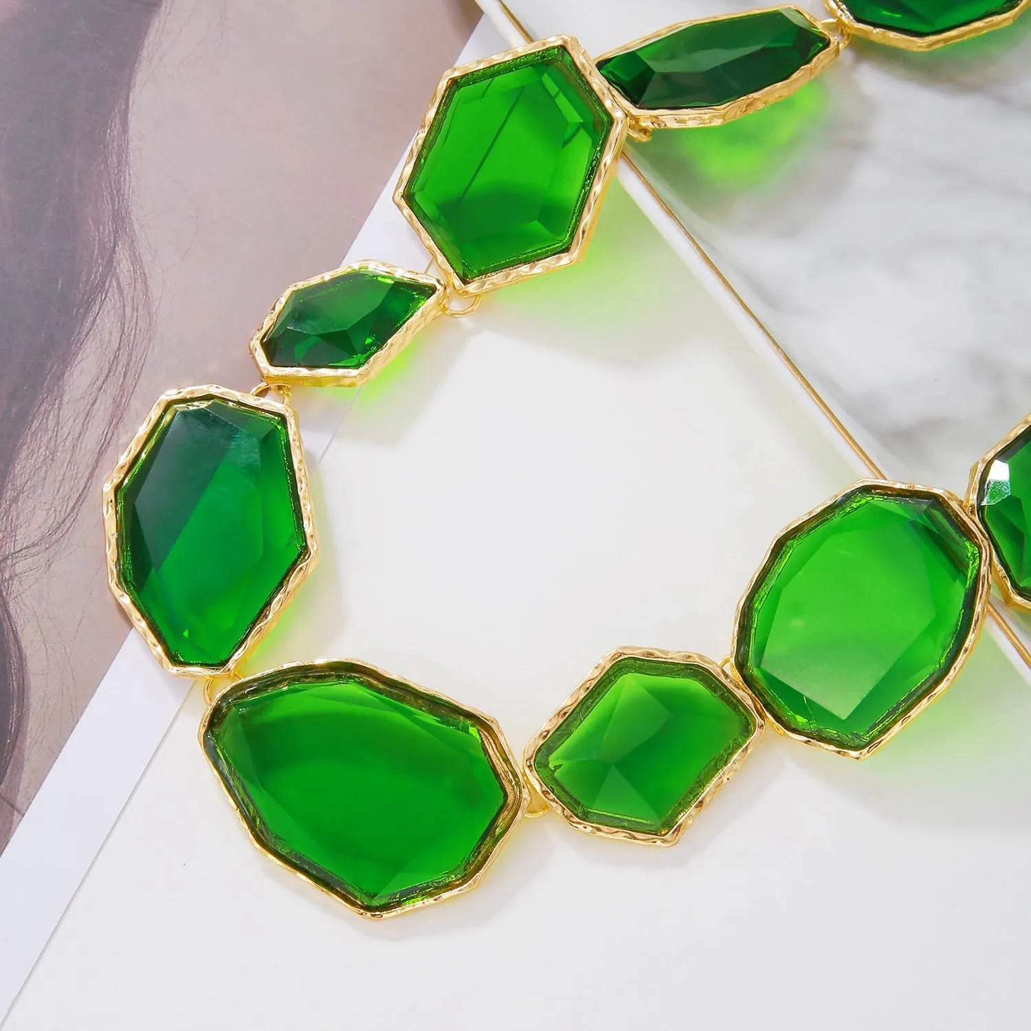 Firstmeet Vintage Resin Rhinestone Necklace Irregularly Shaped Elegant Crystal Collar for Women