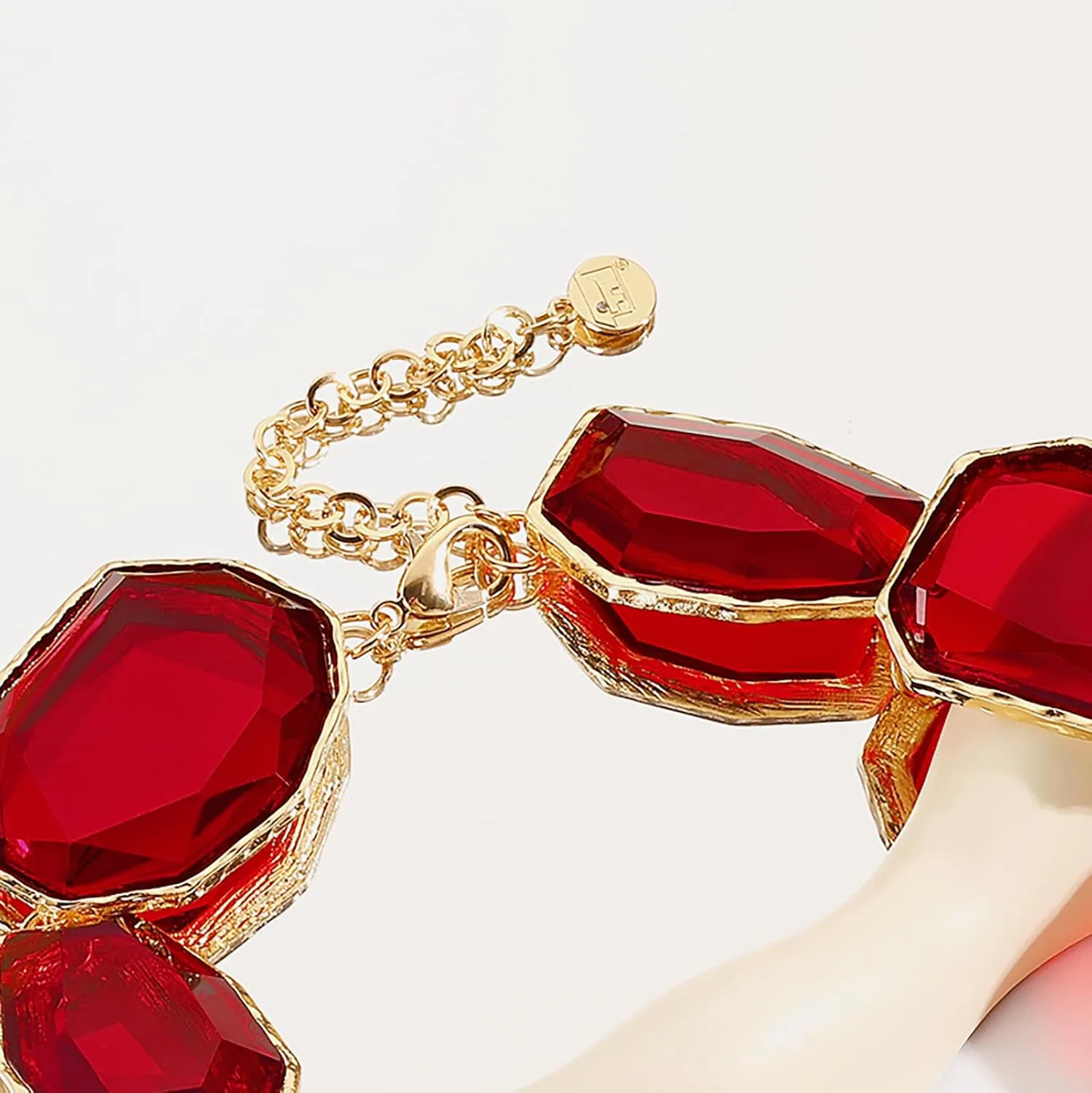 Firstmeet Vintage Resin Rhinestone Necklace Irregularly Shaped Elegant Crystal Collar for Women