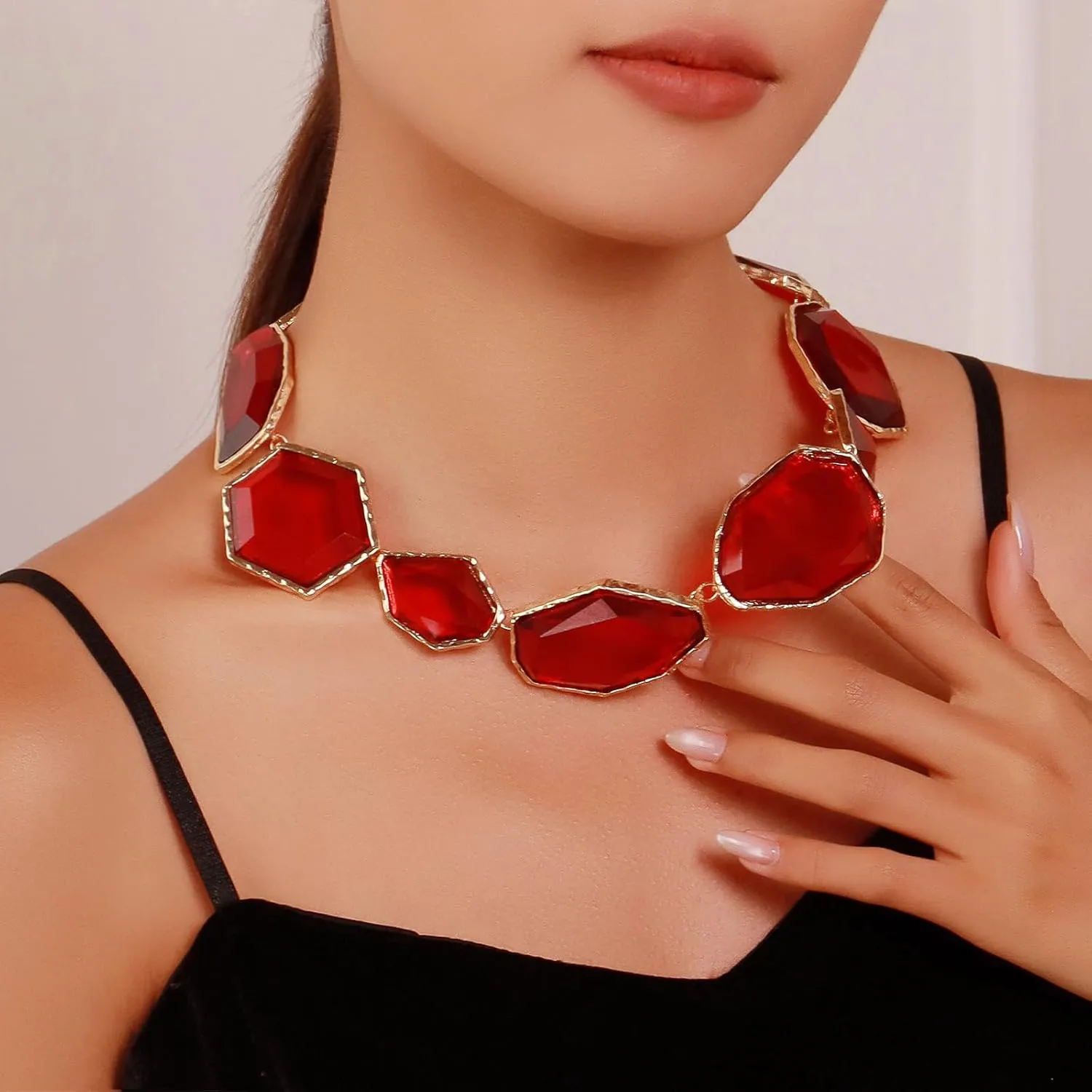 Firstmeet Vintage Resin Rhinestone Necklace Irregularly Shaped Elegant Crystal Collar for Women