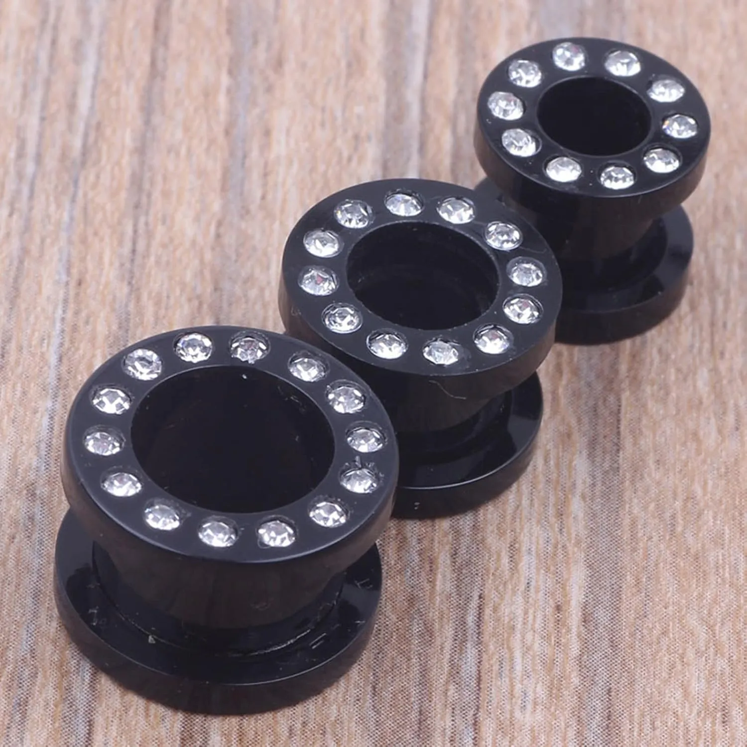 Gauge Expander, 2PCS Stainless Steel Ear Plugs Elegant Round Cubic Zirconia Ear Gauges 5/8 inch Piercing Jewelry Set