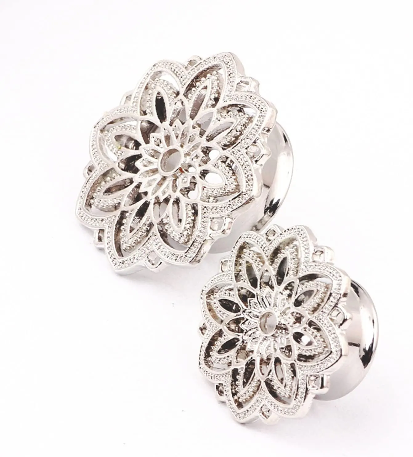 Gauges Tunnels, 2PCS Surgical Steel Ear Plugs Gauges Hollow Flower Pattern Ear Gauges 00G Body Piercings Jewelry