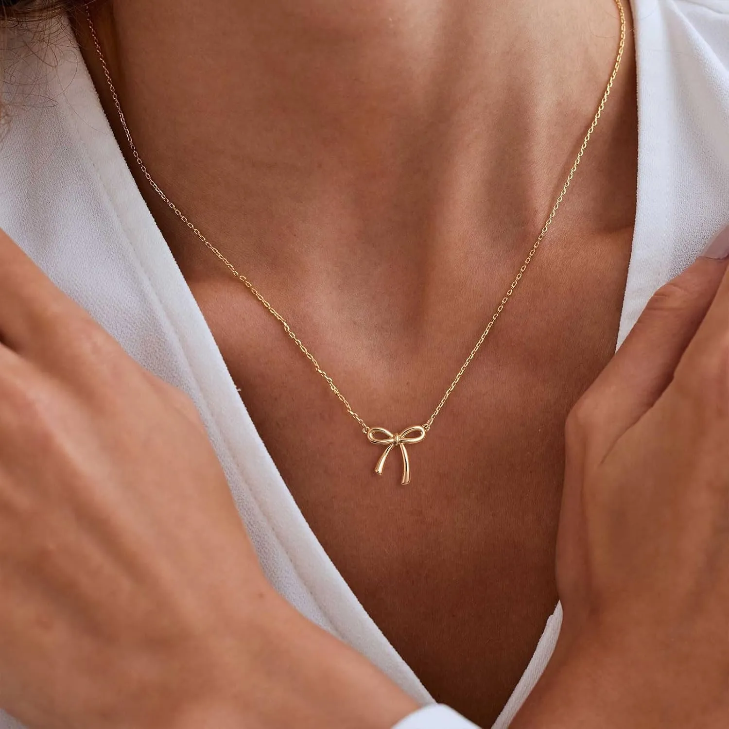 HANLI Gold Necklace for Women - Bow Necklace 14K Gold Plated Dainty Cubic Zirconia Bow Necklace Small Bow Necklace Trendy Necklaces for Women Minimalist Jewelry