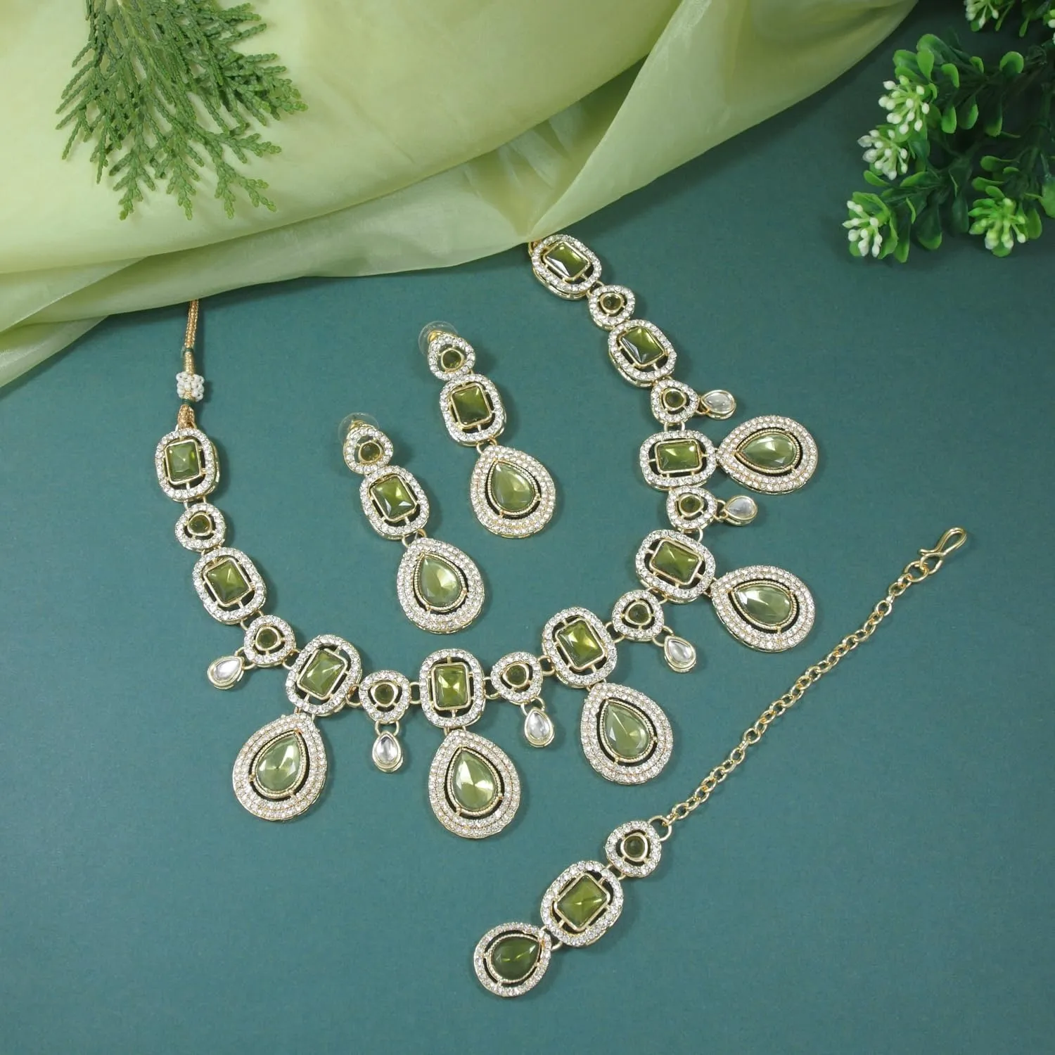 I Jewels Latest Stylish Gold Plated Indian Wedding Bollywood Kundan Stone Necklace Jewellery Set for Women (IJ379)