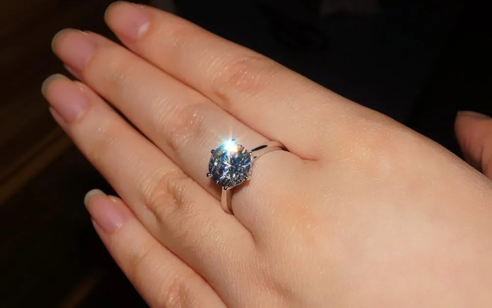 Jewelry Elegant 4ct Round Cushion Cut Solitaire Halo Simulated Diamond Wedding Engagement Ring