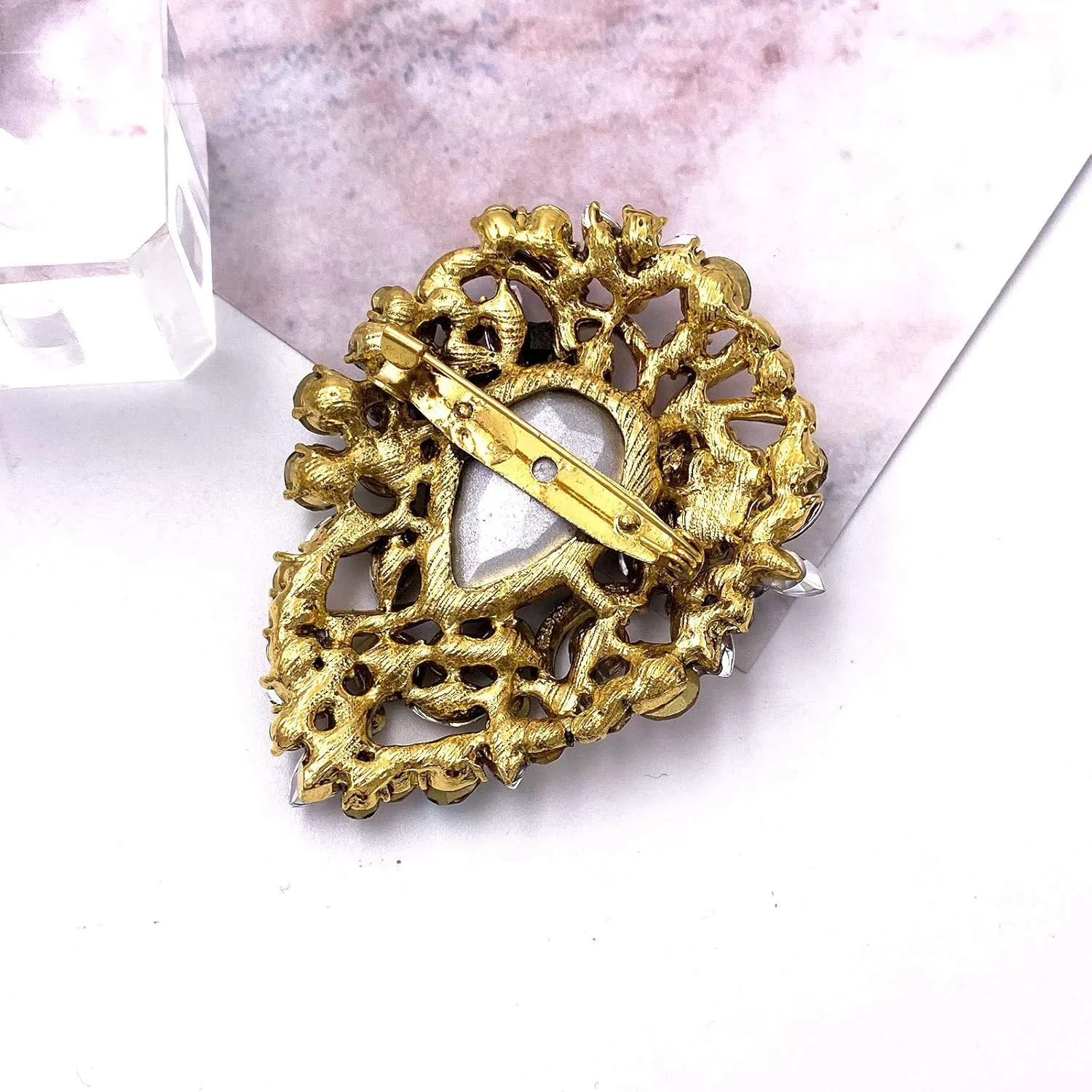 LAXPICOL Women's Vintage Austrian Crystal Elegant Flower Teardrop Brooch Gold Tone