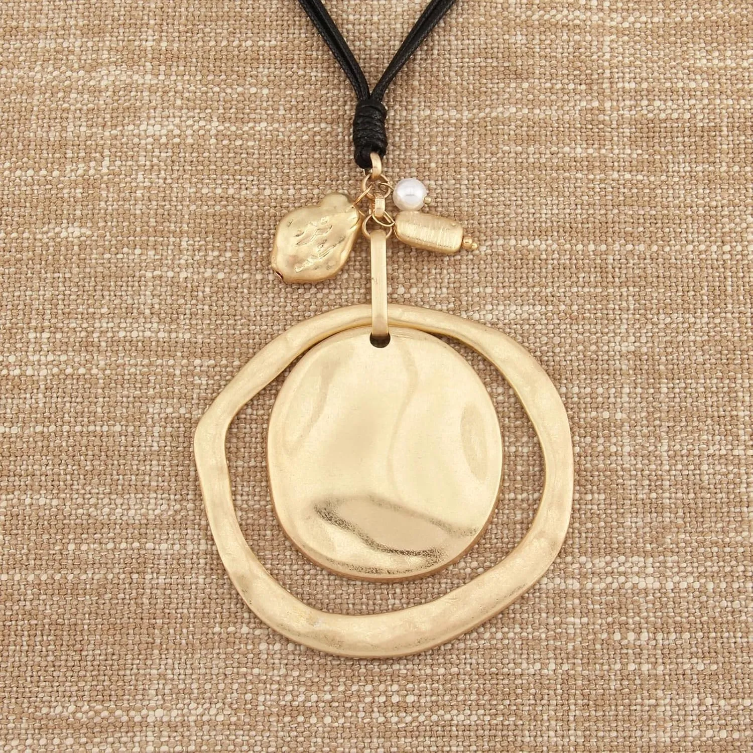 Leather Necklace for Women Large Pendant Hippie Choker Necklace Vintage Sweater Necklace Chunky Boho Necklaces for Women