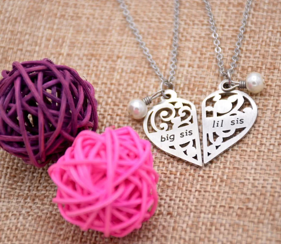 O.RIYA Big Sis Lil Sis Necklaces Set for 2, Silver Sister Bff Forever, Stainless Steel Pinky Promise Sister Best Friend Necklace Set