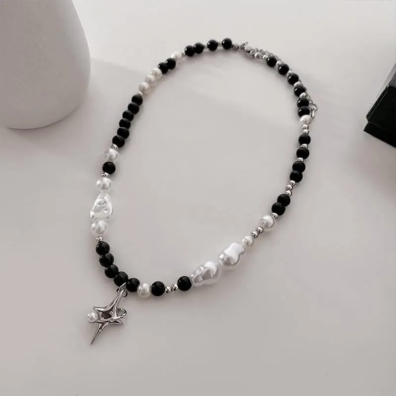 Pooyikoi Punk Star Pendant Baroque Pearl Necklace for Women Asymmetric Black White Beads Necklace Choker Jewelry Gift