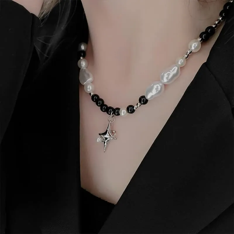 Pooyikoi Punk Star Pendant Baroque Pearl Necklace for Women Asymmetric Black White Beads Necklace Choker Jewelry Gift