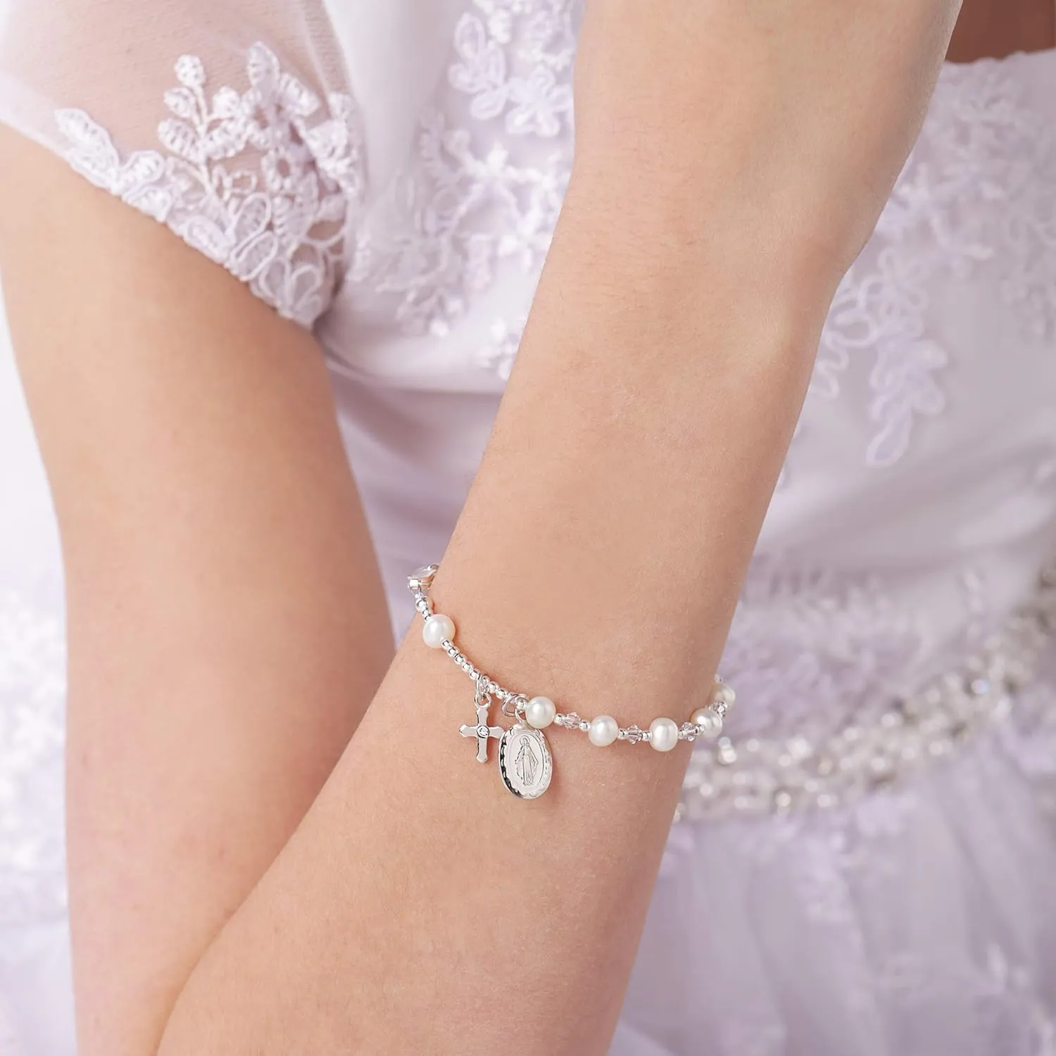 Precious Pieces Girl's Gold or Sterling Silver First Communion Rosary Bracelet with Cultured Pearl and Miraculous Medal (6-6.5")