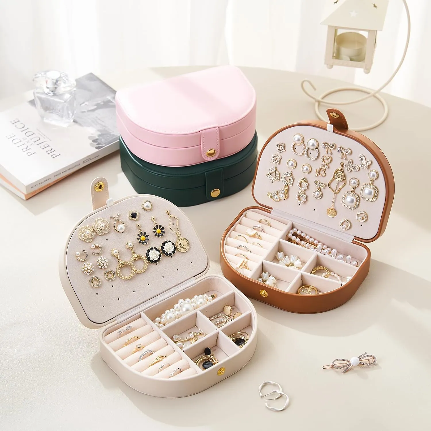 Small Travel Jewelry Box, Leather Waterproof Jewelry Case for Women, Removable Large Capacity Jewelry Organizer, Store Necklaces, Earrings, Rings, Gifts for Women and Girls,2 Layers White