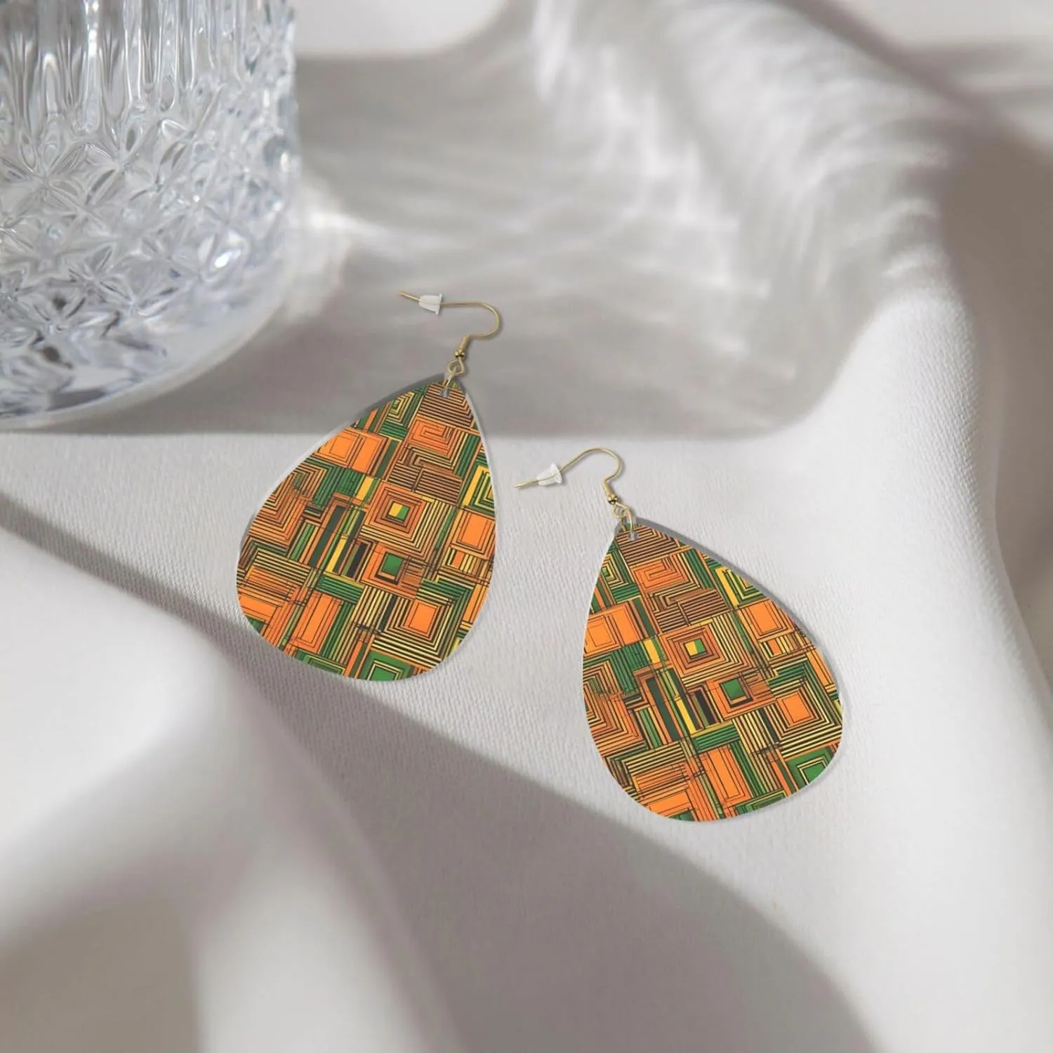 Stylish Drop-Shaped Acrylic Earrings Lightweight Printed Teardrop Dangle Earrings for Women (African Ethnic Print)
