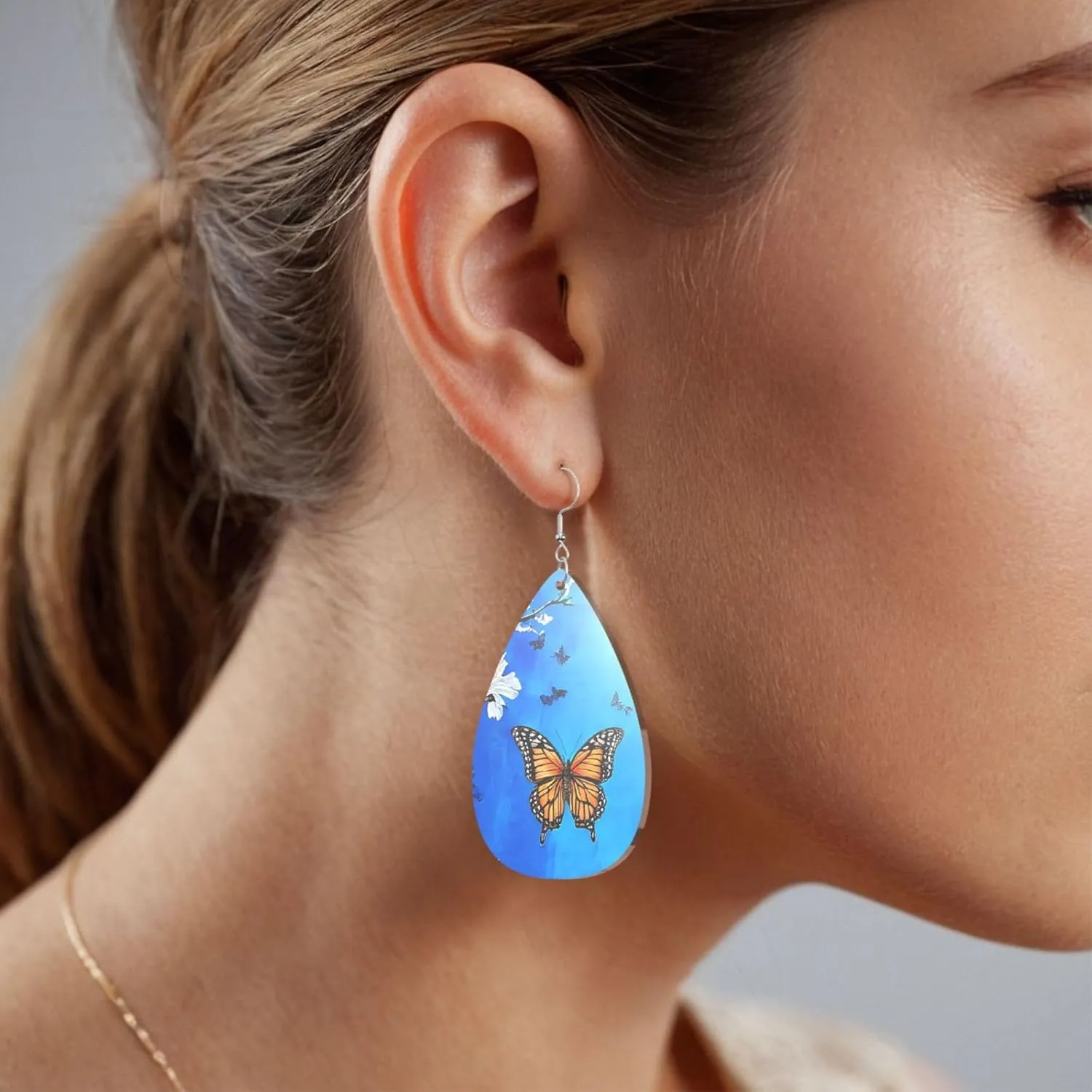 Stylish Drop-Shaped Acrylic Earrings Lightweight Printed Teardrop Dangle Earrings for Women (Art Blue Dragonfly)