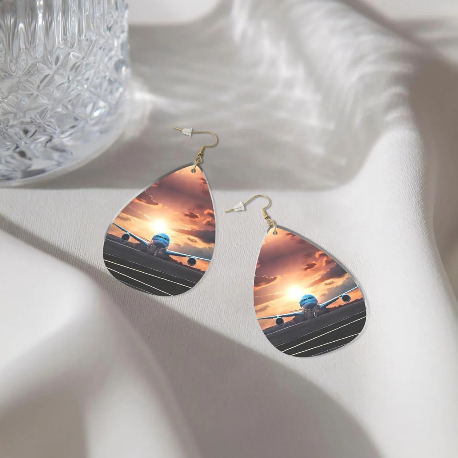 Stylish Drop-Shaped Acrylic Earrings Lightweight Printed Teardrop Dangle Earrings for Women (Backpack Airplane)