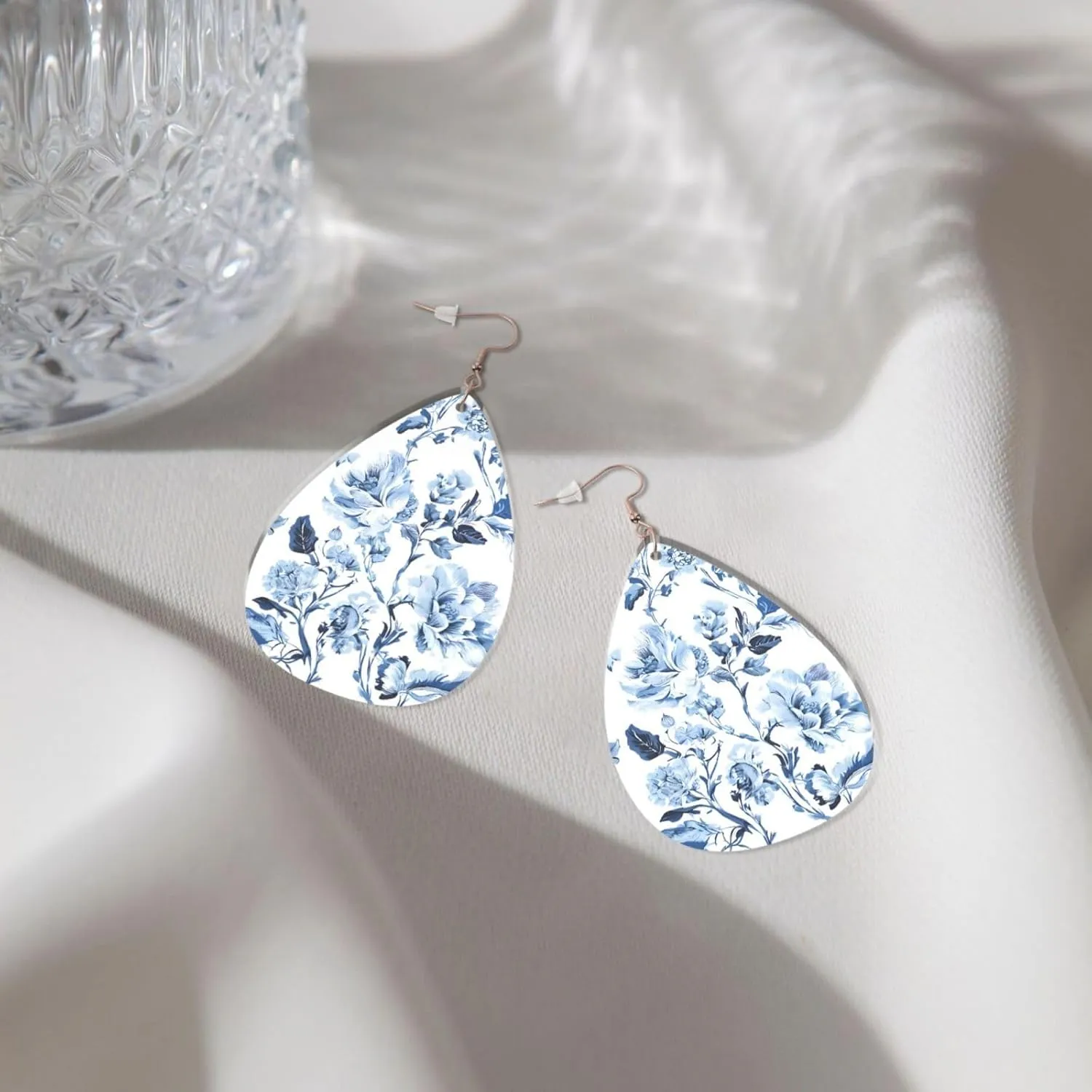 Stylish Drop-Shaped Acrylic Earrings Lightweight Printed Teardrop Dangle Earrings for Women (Flower Herbs Herbaceous Plants Print)