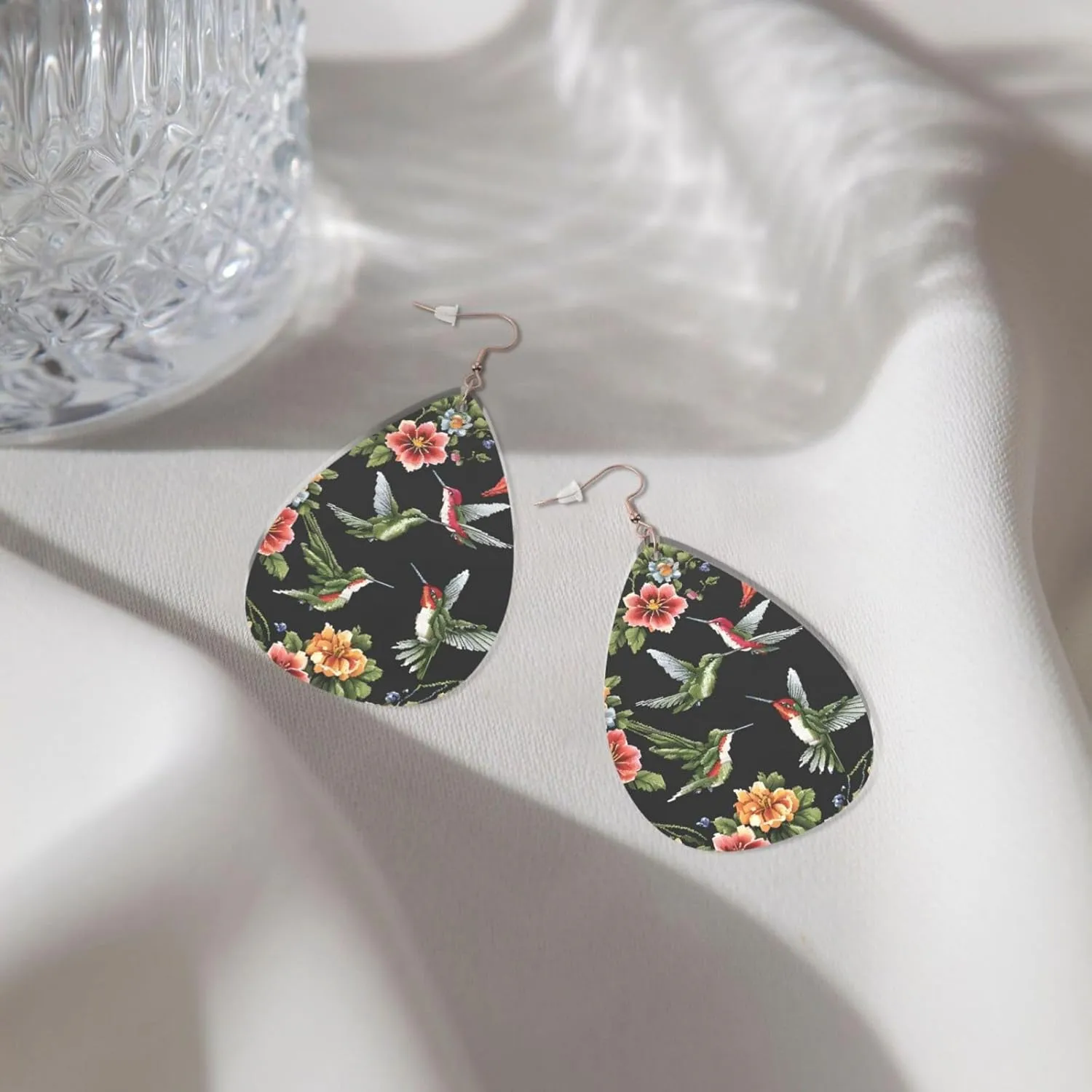 Stylish Drop-Shaped Acrylic Earrings Lightweight Printed Teardrop Dangle Earrings for Women (Flower Hummingbird Embroidery)