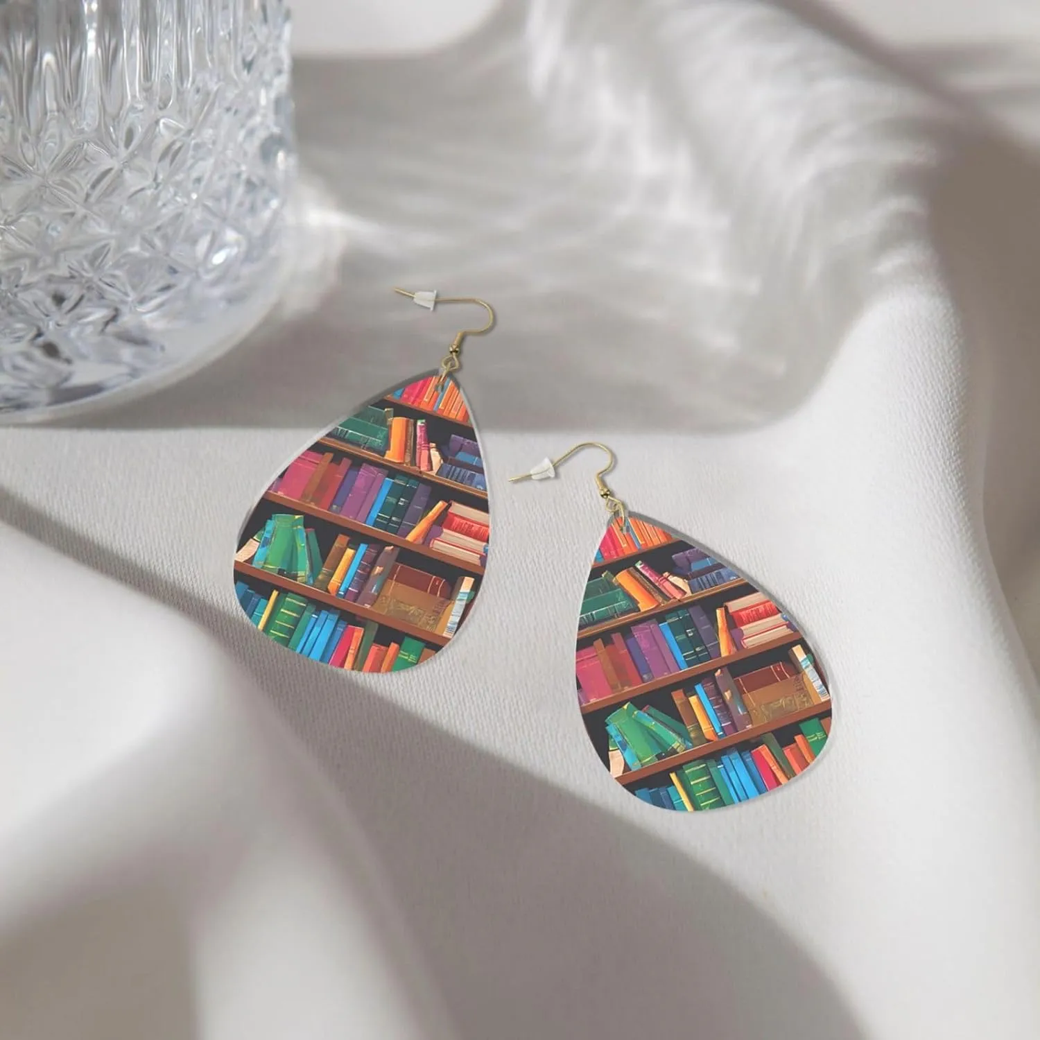 Stylish Drop-Shaped Acrylic Earrings Lightweight Printed Teardrop Dangle Earrings for Women (Library Bookshelf)