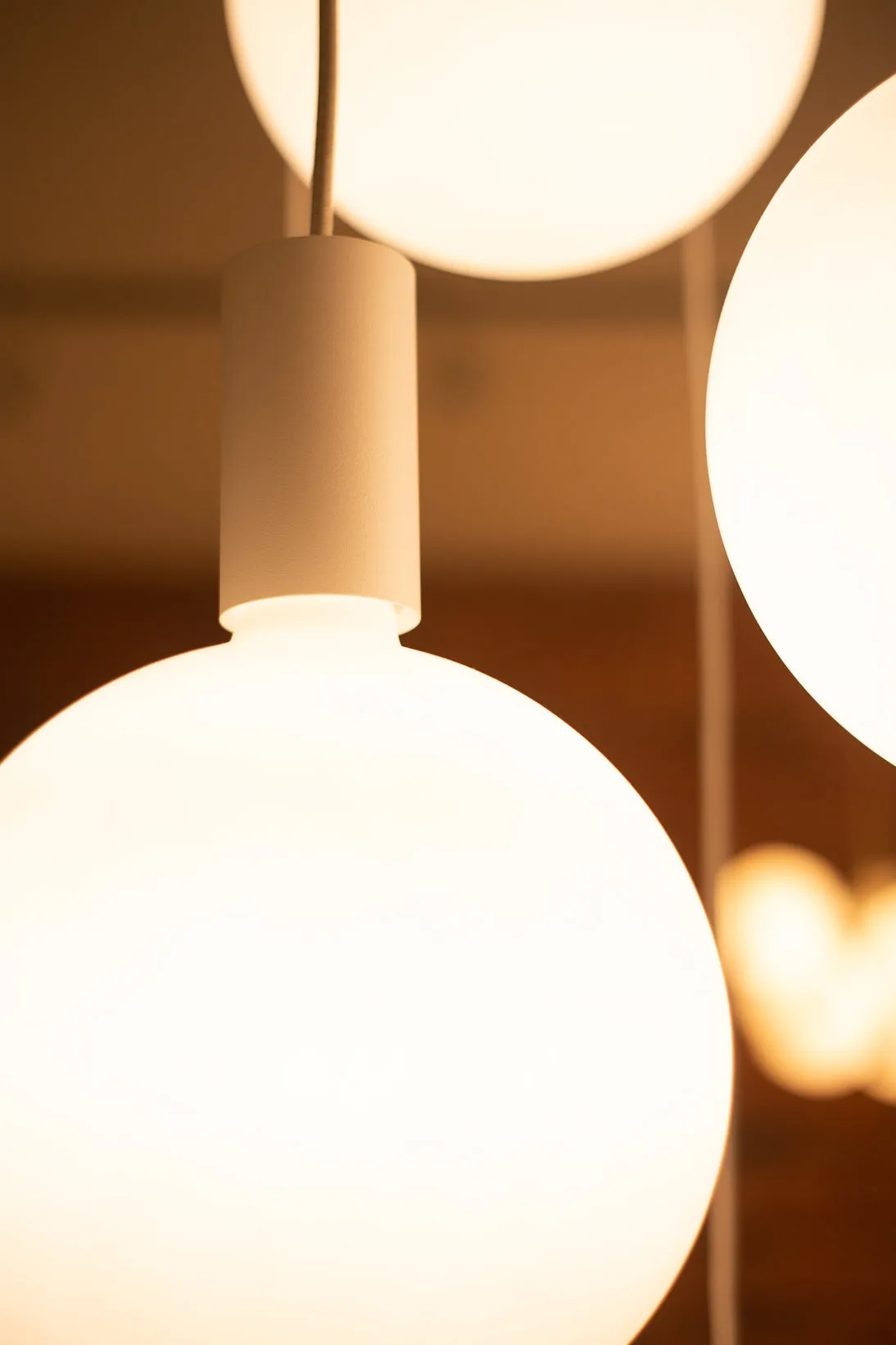 Tala Alumina Nine Pendant with Sphere V