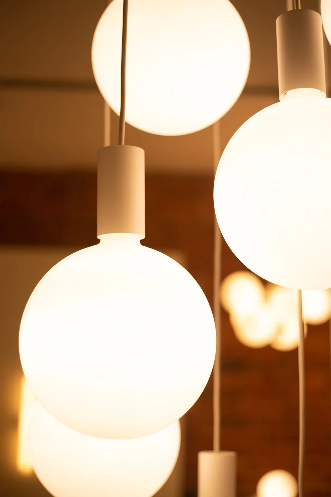 Tala Alumina Nine Pendant with Sphere V