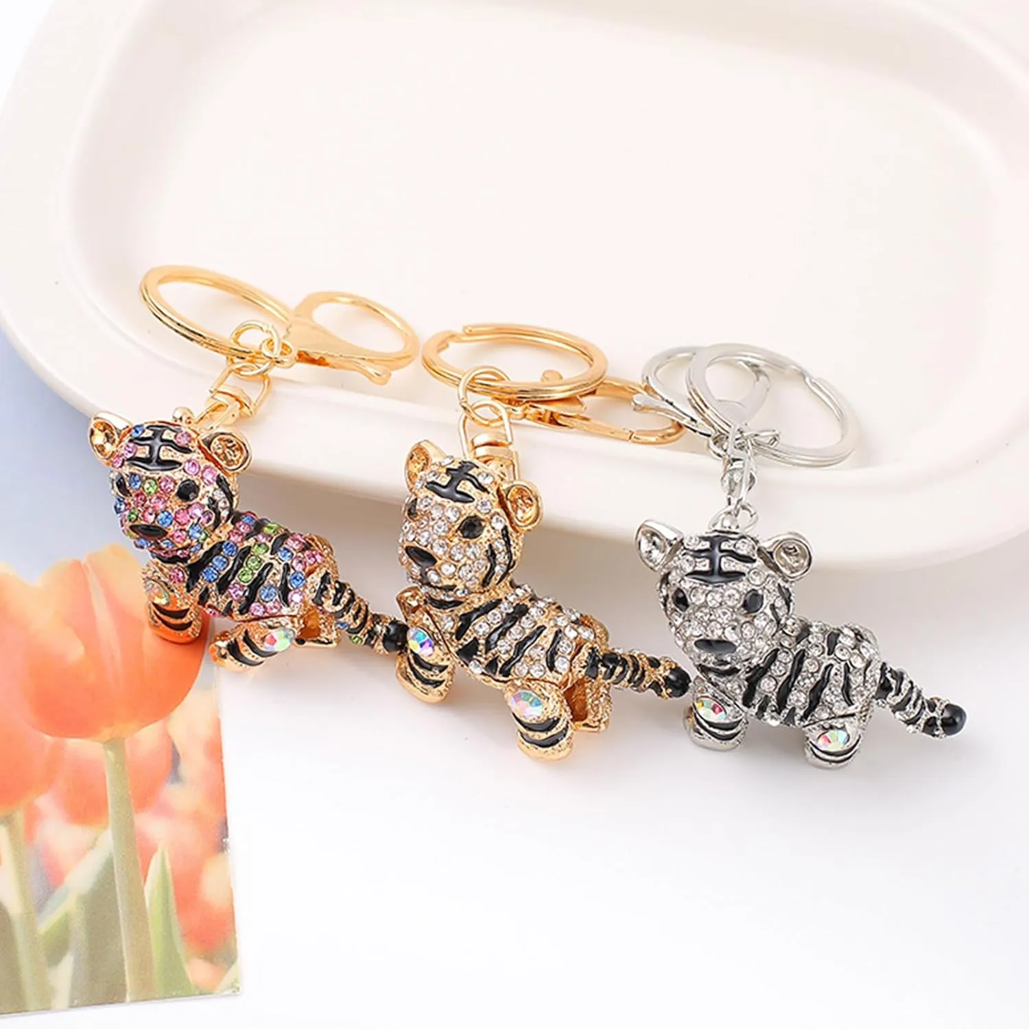 Tiger Keychain for Women - Sparkly Purse Charm with Alloy and Rhinestone - Stylish Key Chain Accessory for Birthday