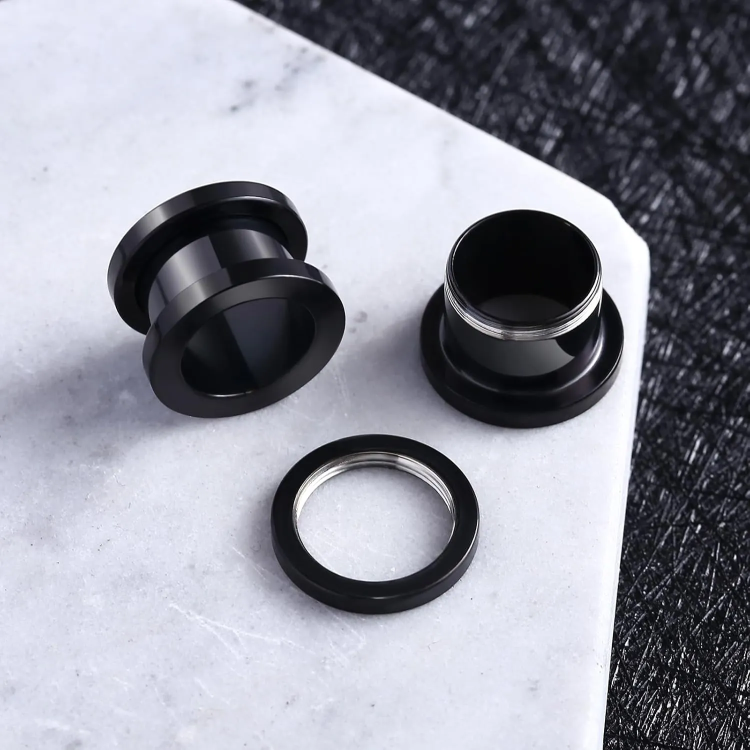 Tunnels Gauges, 2PCS Stainless Steel Ear Plugs Black Hoop Ear Gauges 14G Body Piercings Jewelry