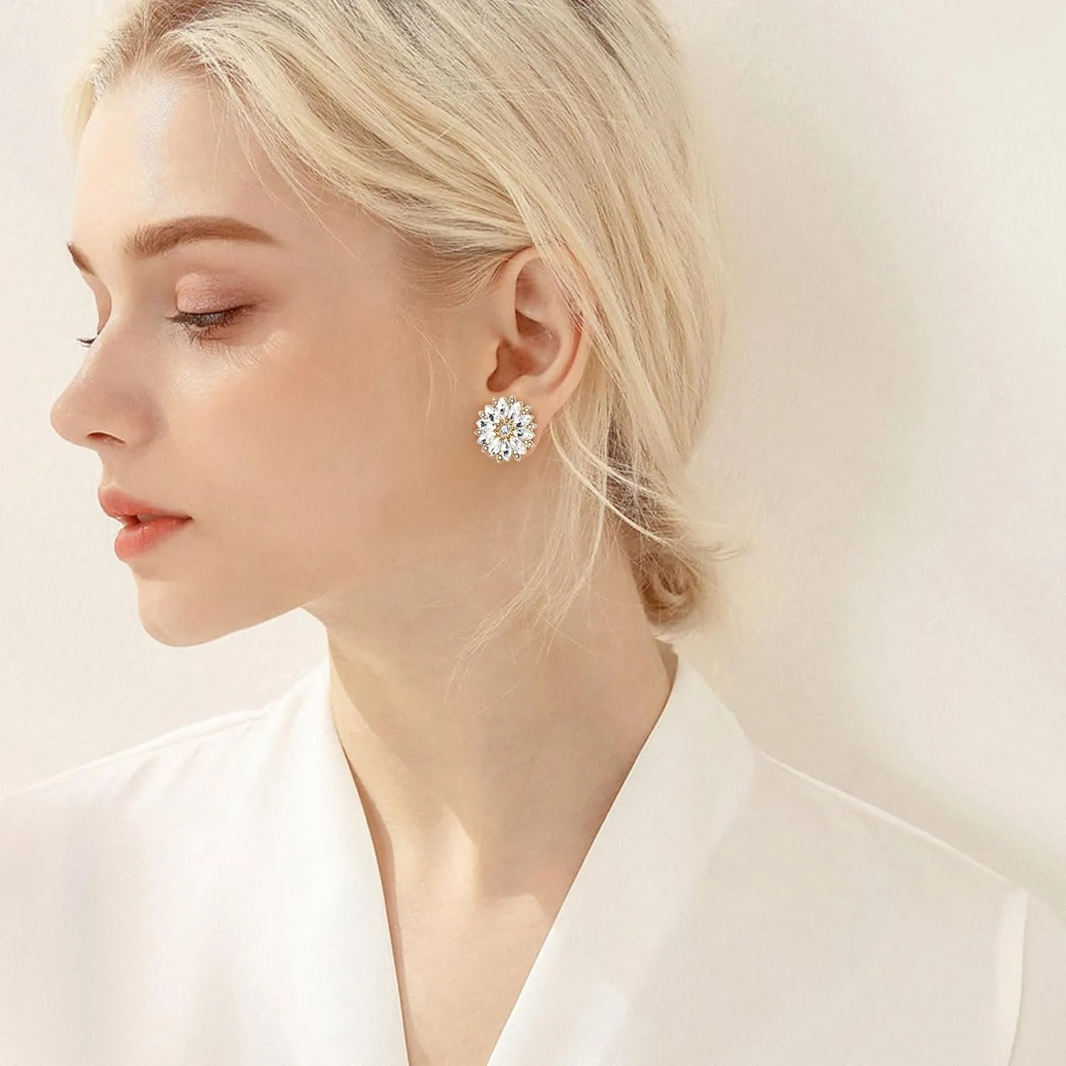 Tunnels Gauges, 2PCS Stainless Steel Tunnel Set Flower with Cubic Zirconia Ear Gauges 00G Ear Piercing Jewelry