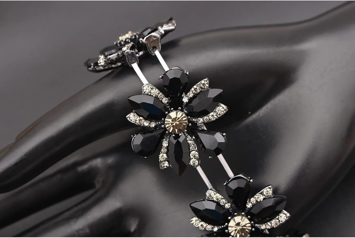 Wedding Bridal Elegant Teardrop Rhinestones Marquise-Shape Crystal Elastic Bangle Stretch Bracelet jewelry for Bride