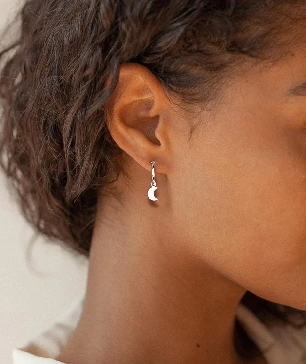 YL Hoop Earrings 925 Sterling Silver Polished Star/Cross/Moon Circle Endless Earrings 15mm Dangle Hoops Diameter Jewelry